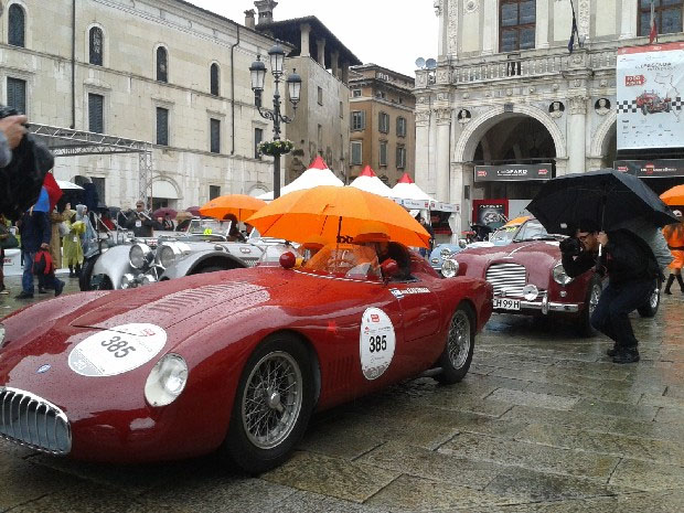 https://www.racingworld.it/upload/varie/1000-miglia-2013.jpg