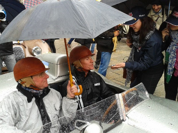 https://www.racingworld.it/upload/varie/coulthard-1000-miglia-2013.jpg